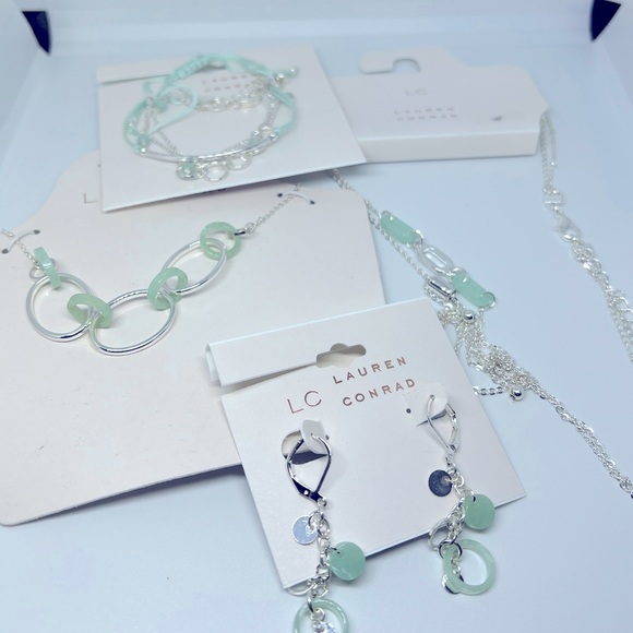 Necklace set